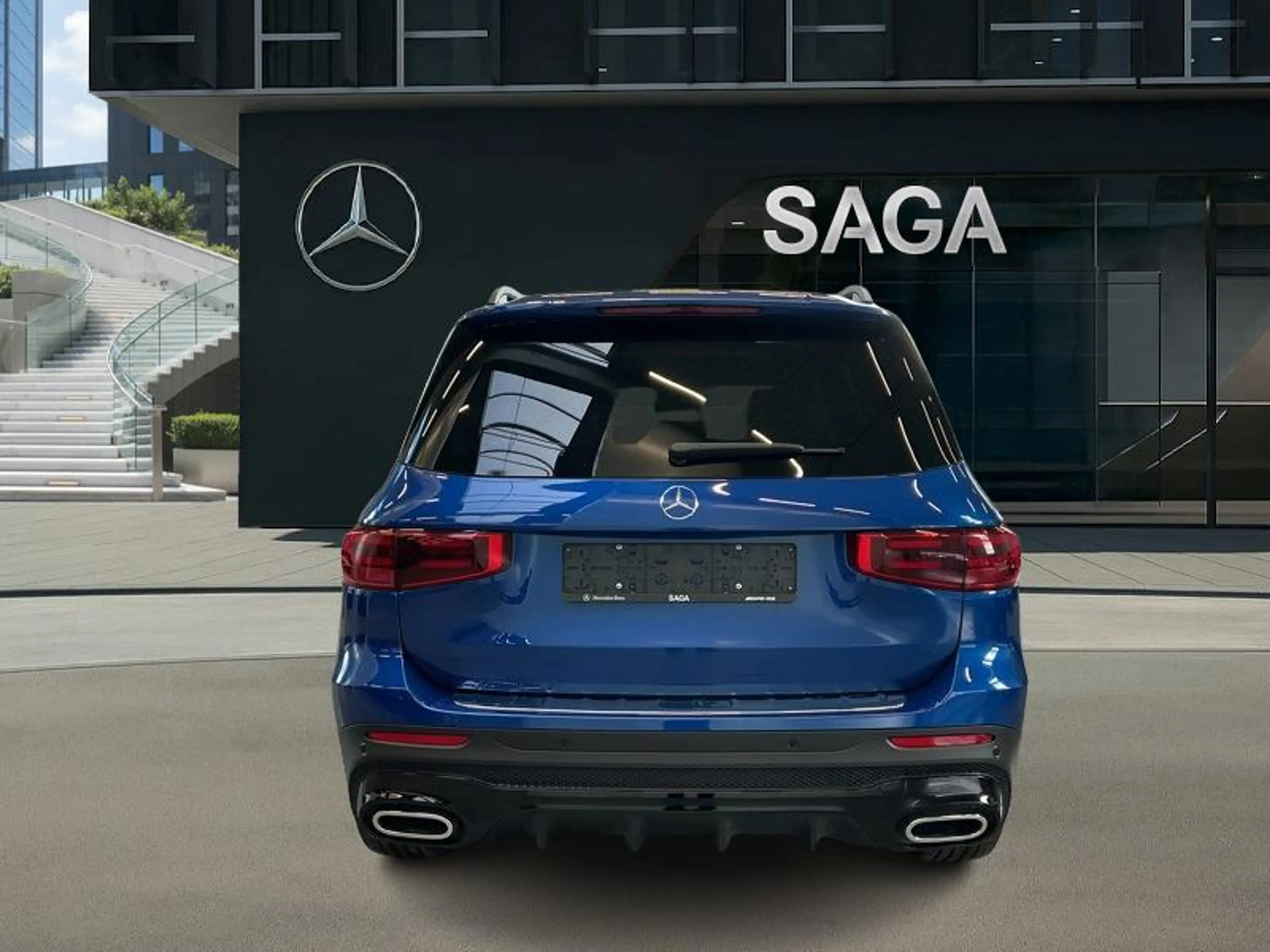 Mercedes-Benz GLB 180 d AMG Pack Night Pano 7 places — photo 5