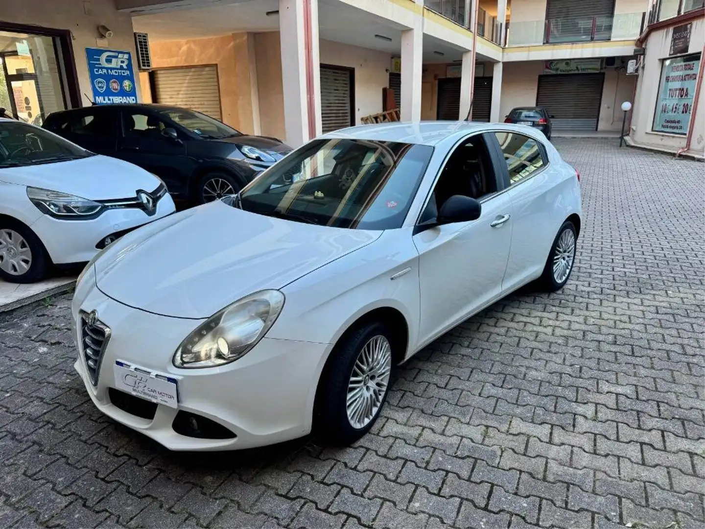 Alfa Romeo Giulietta 2.0 jtdm(2) Distinctive 140cv Blanc - 2