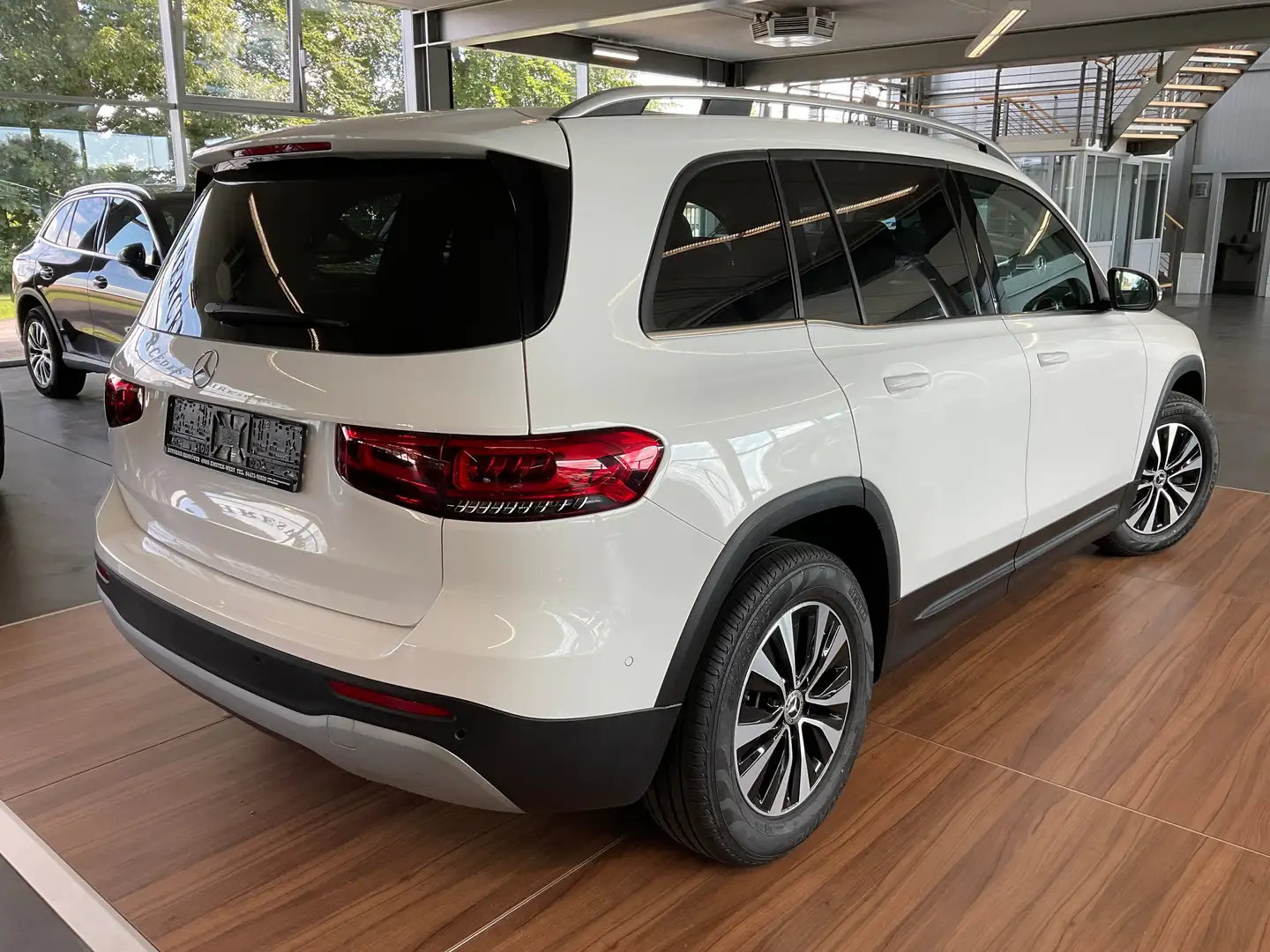 Mercedes-Benz GLB 180 GLB 180d Style KAMERA/AHK/LED/SPUR/BUSINESS Blanco - 2