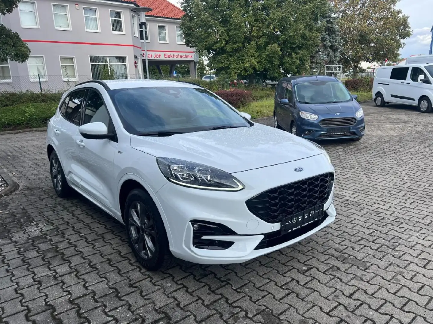 Ford Kuga ST-Line X Weiß - 2