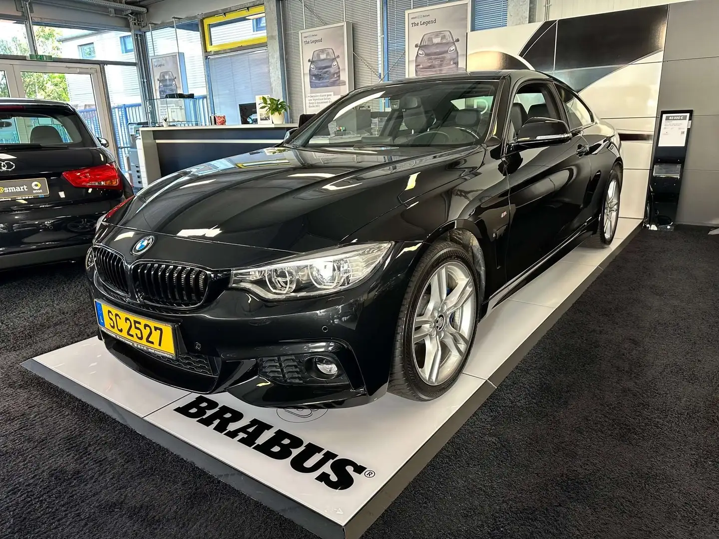 BMW 435 435i Coupe Aut. Zwart - 1