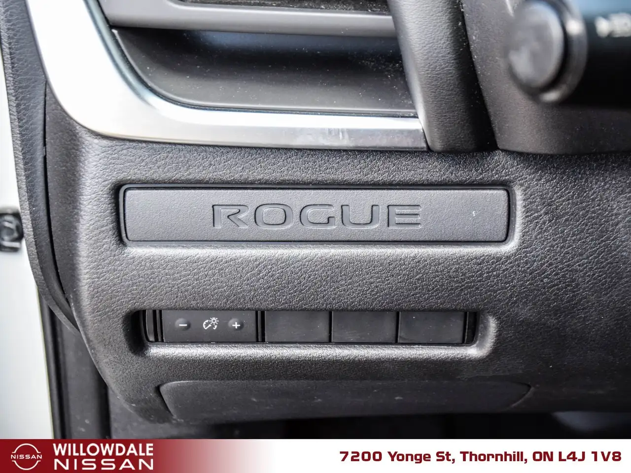Nissan Rogue photo Nissan Rogue