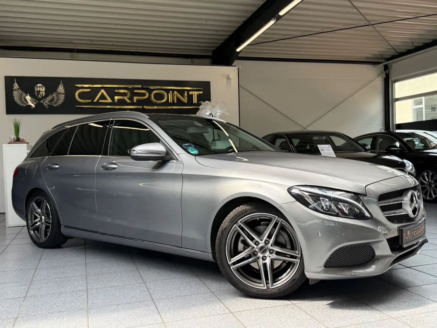 Mercedes-Benz C 220 /Pano/Navi/PDC/AHK/Automatik Zilver - 2