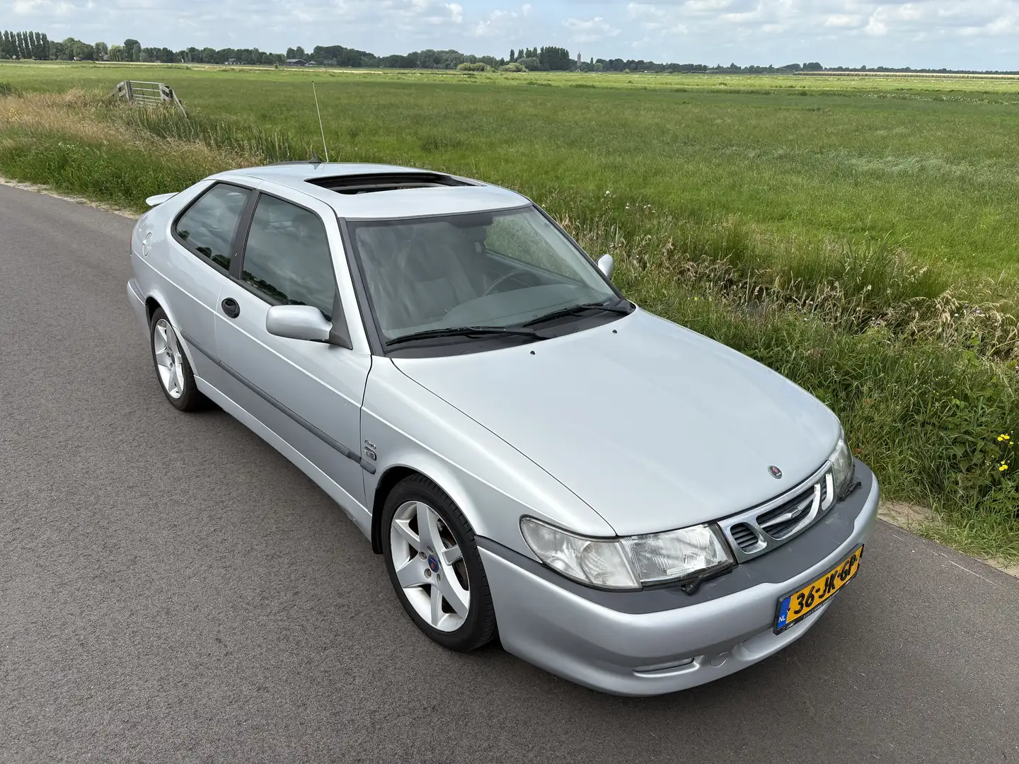 Saab 9-3 2.0 coupe Aero Серебристый - 1