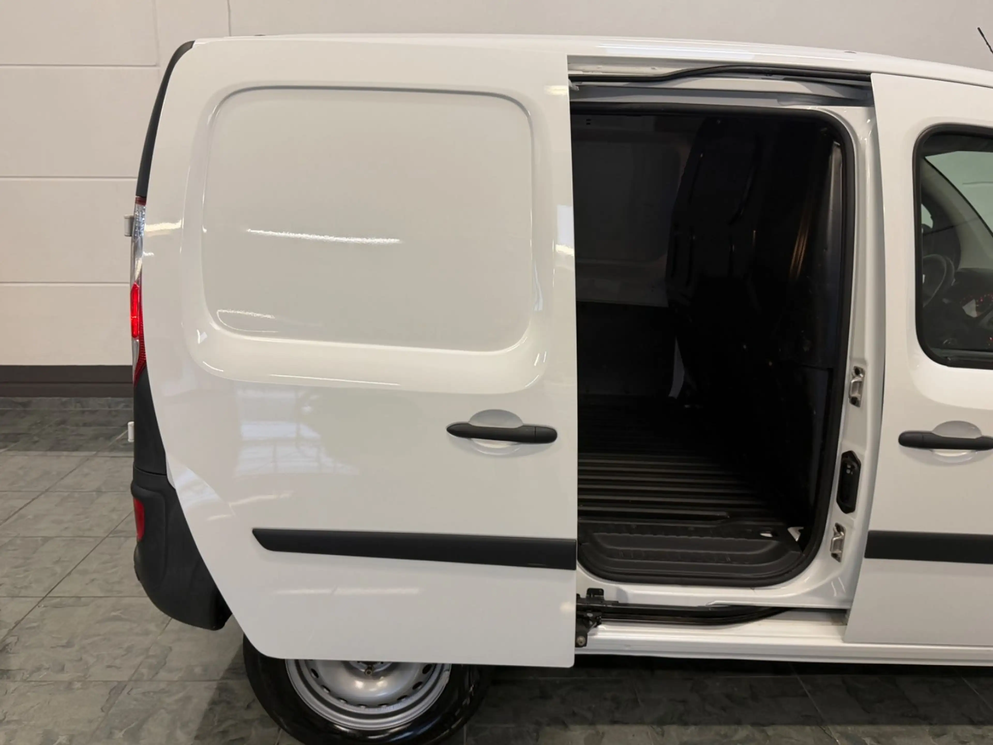 Renault Kangoo Rapid Extra*1.hd*PDC*Navi*Klima — photo 14