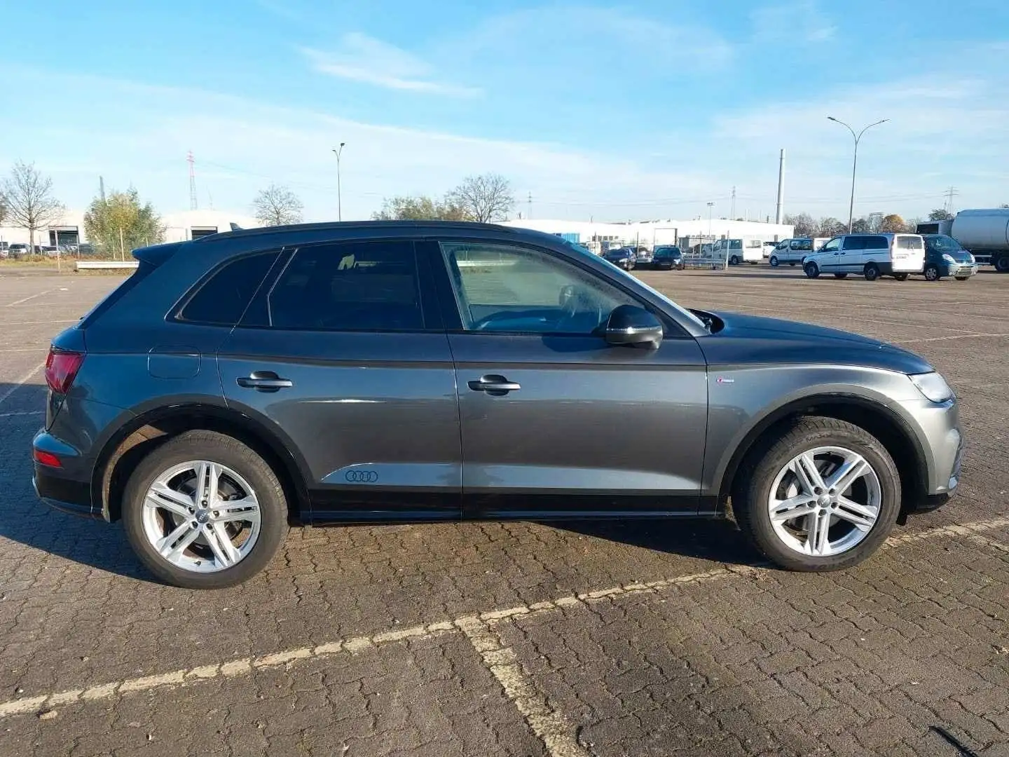 Audi Q5 50 TDI quattro 3xS-line/Virtual/Kamera/Pano/ Grau - 2