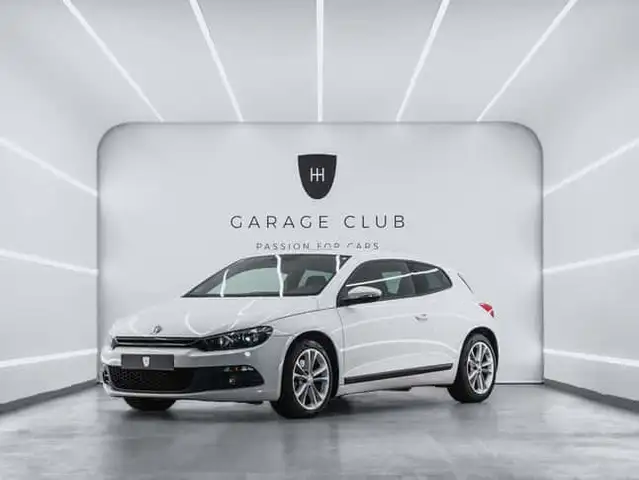 Volkswagen Scirocco 2.0 TSI DSG 210