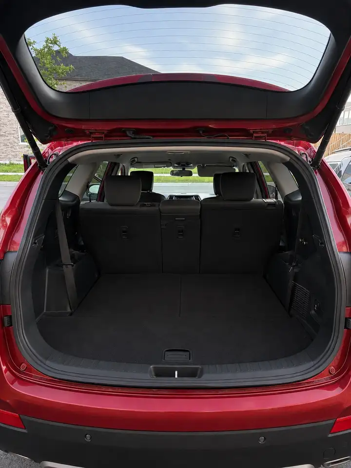 Hyundai SANTA FE photo Hyundai SANTA FE