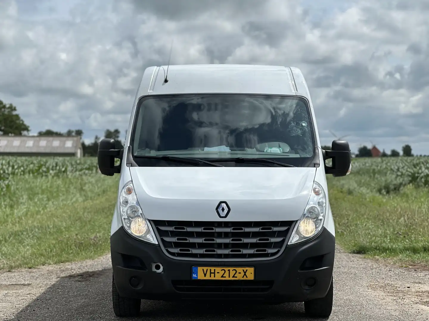Renault Master dCi 125 FAP L2H2 teilverglast - 2