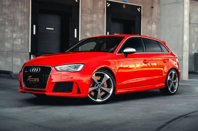 Audi RS3 main image