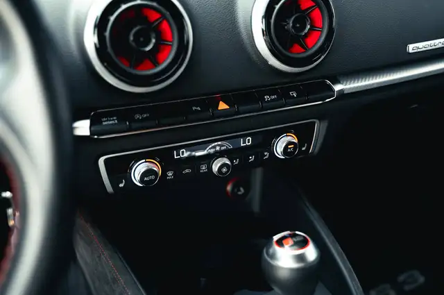 Audi RS3 view 6