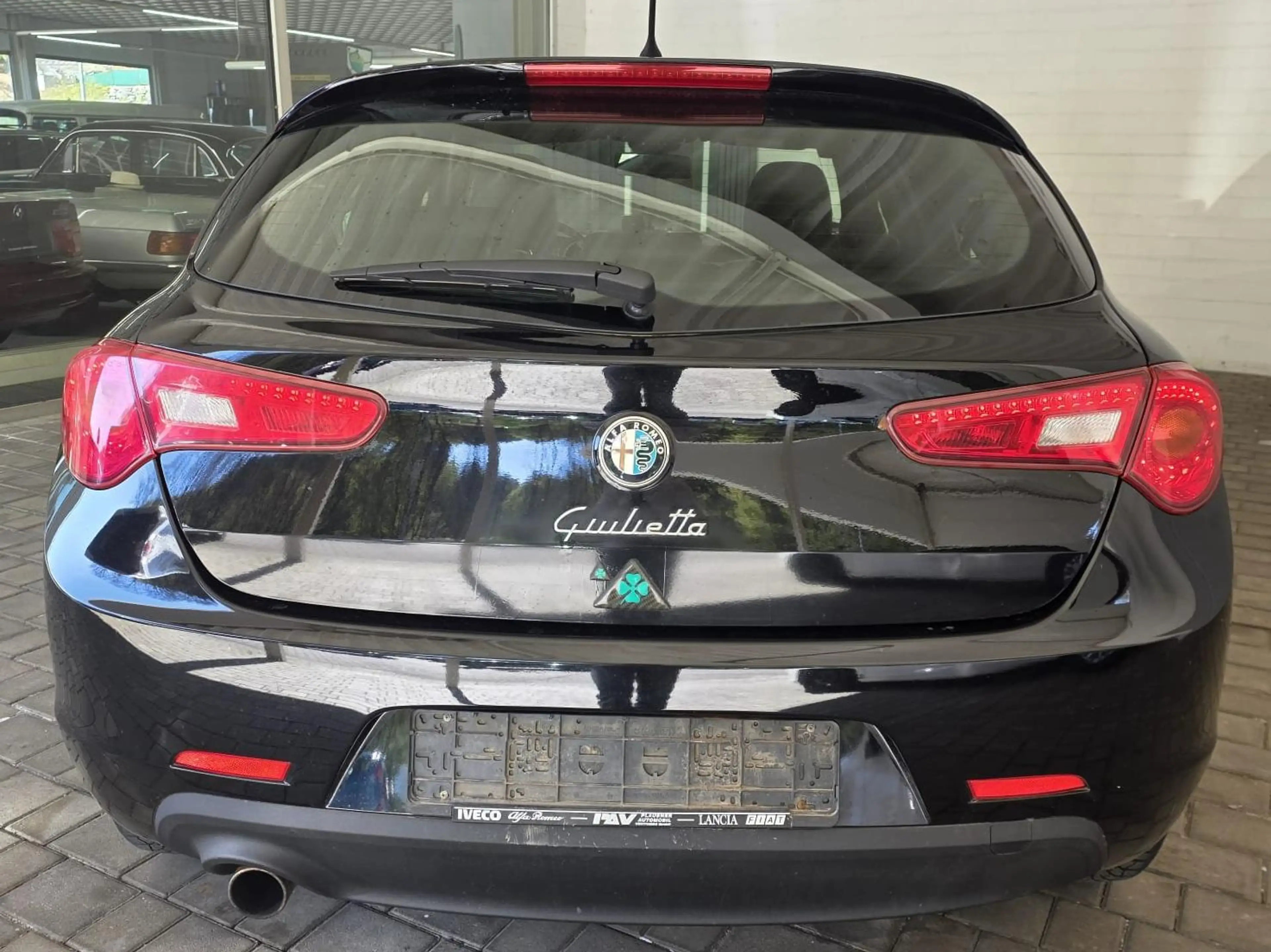 Alfa Romeo Giulietta Turismo — photo 5