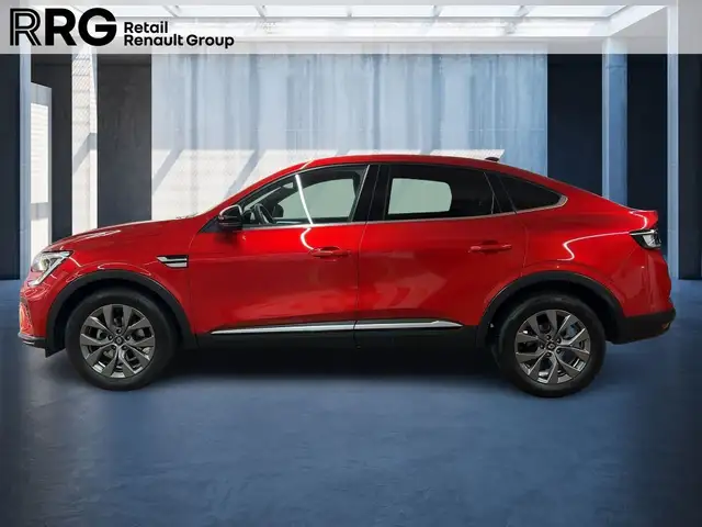Renault Arkana view 2
