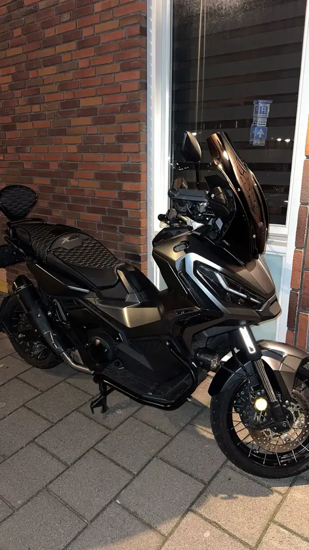 Honda X-ADV 750 - 1