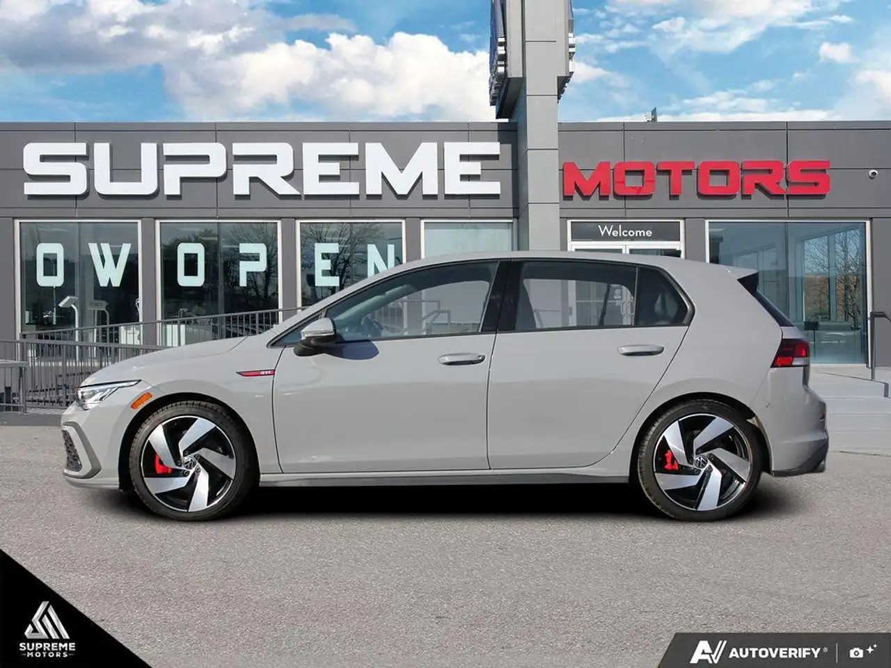 Volkswagen Golf GTI снимка Volkswagen Golf GTI