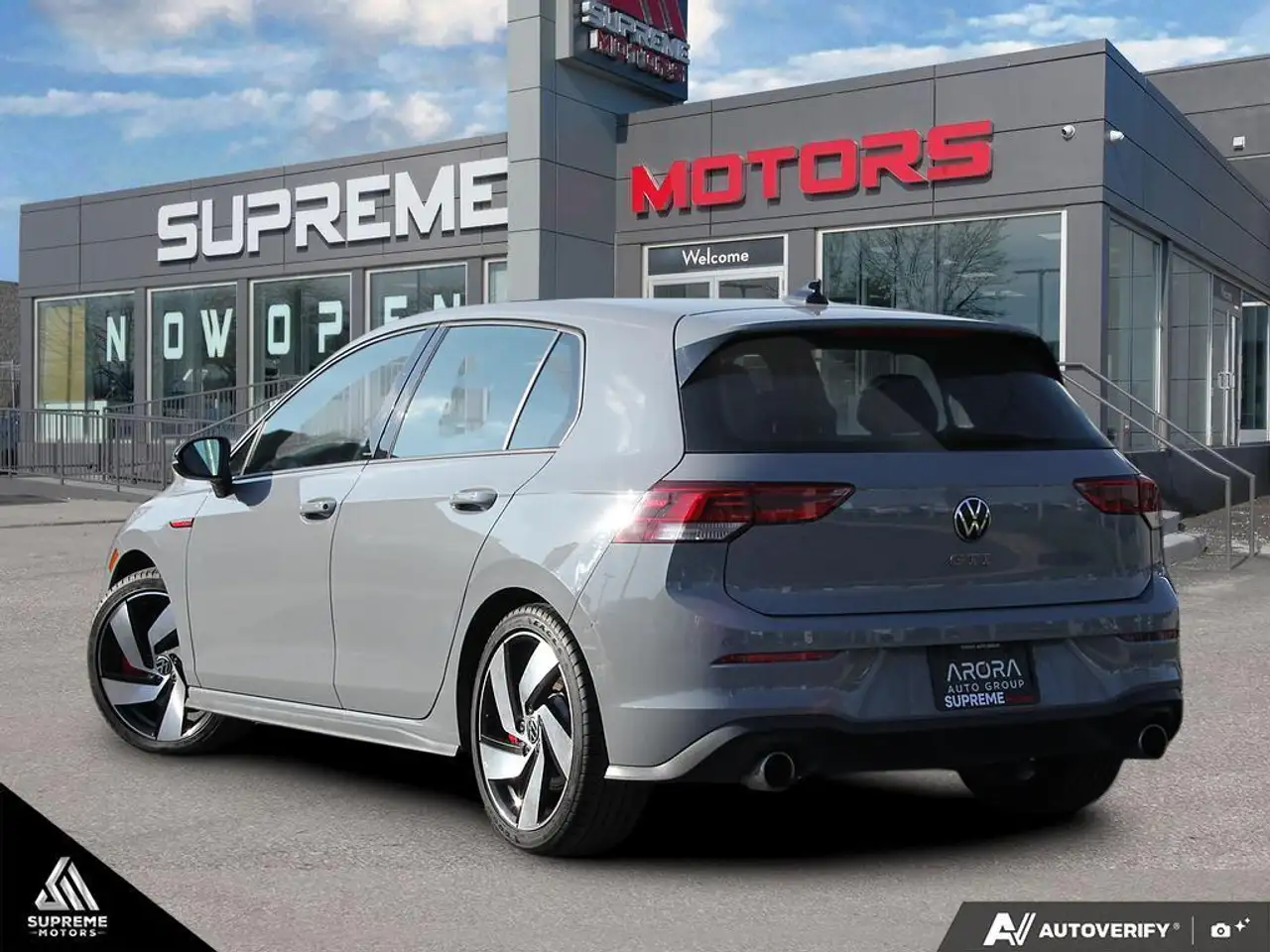 Volkswagen Golf GTI снимка Volkswagen Golf GTI