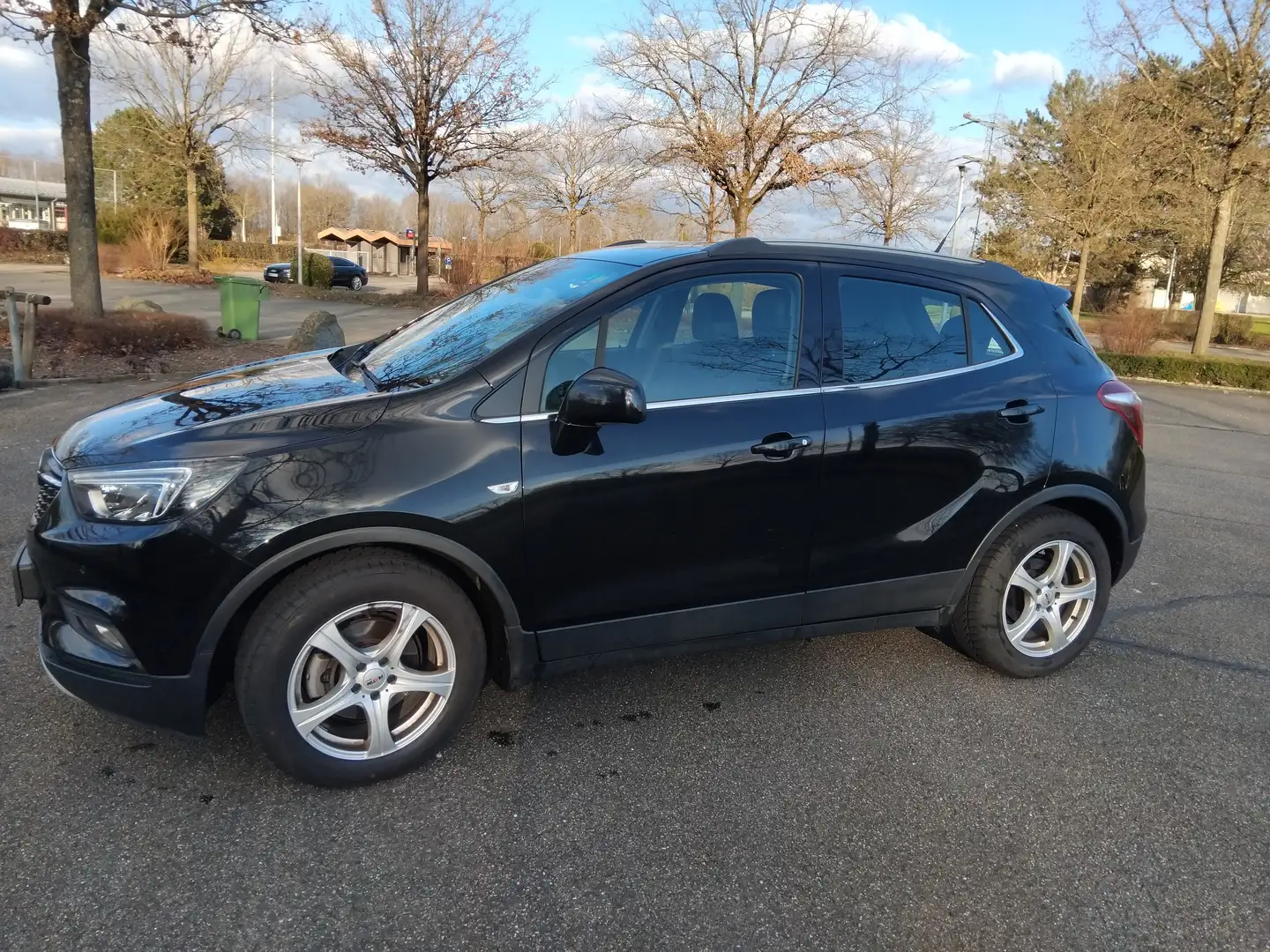 Opel Mokka Mokka+X+1.4+ECOTEC+Start/Stop+Design+Line Schwarz - 1