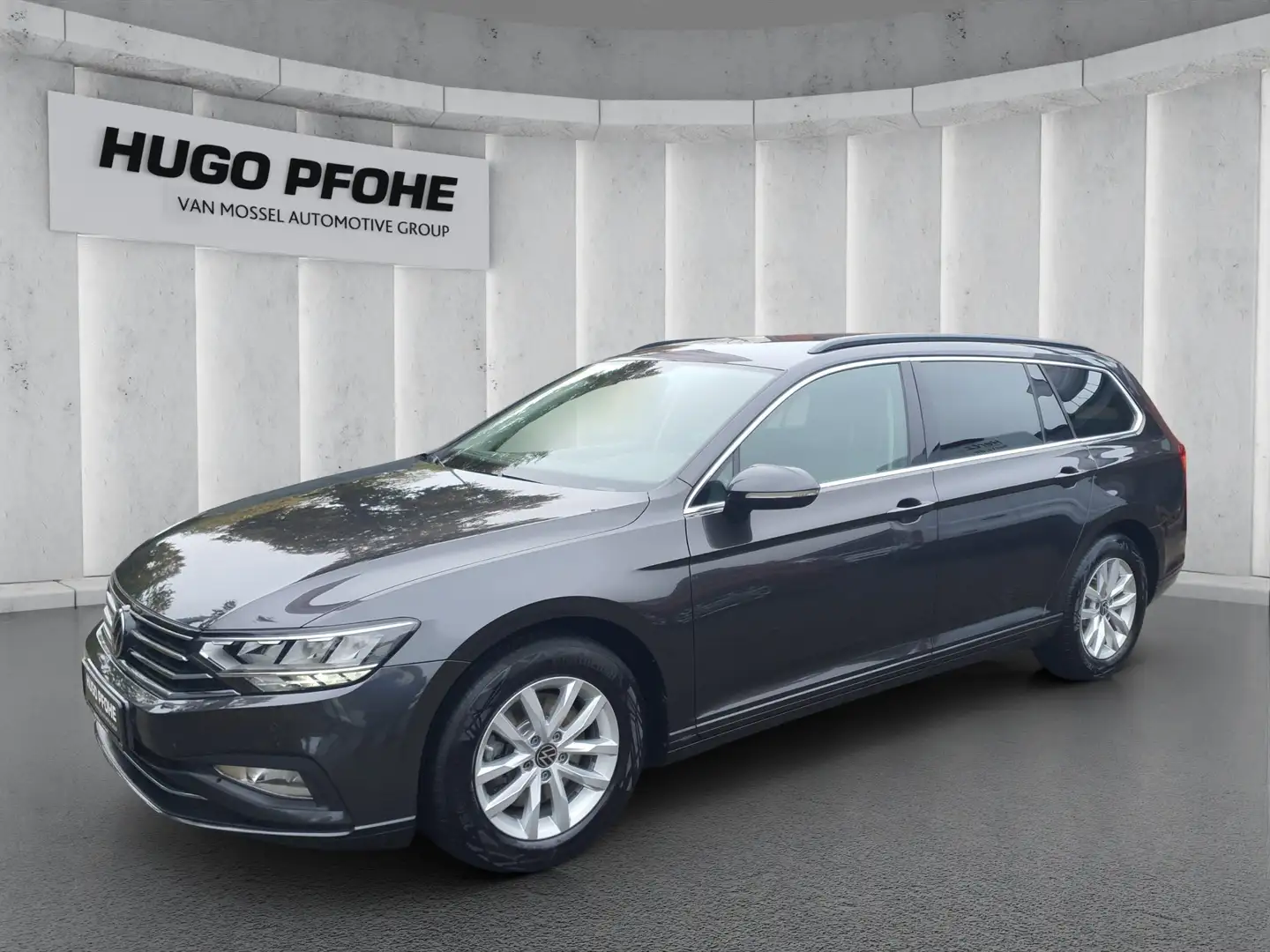 Volkswagen Passat Business Variant 2.0 TDI Aut. | LED | AHK | RFK | Gris - 1