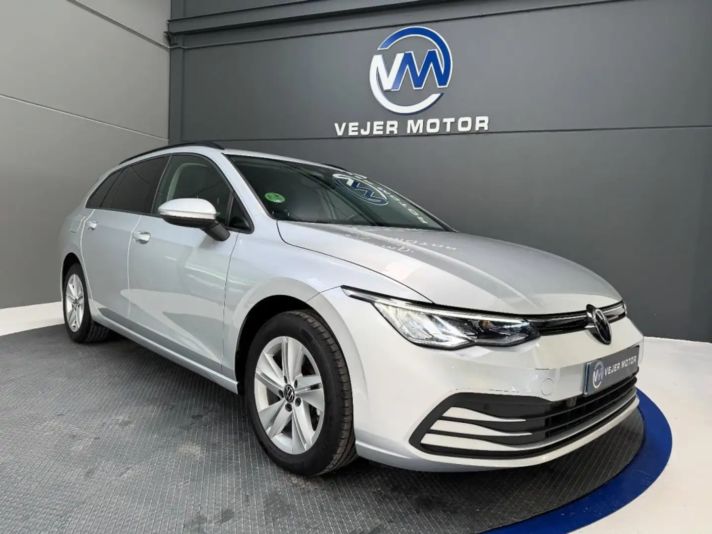 Volkswagen Golf Variant 2.0TDI Life 85kW Gris - 1
