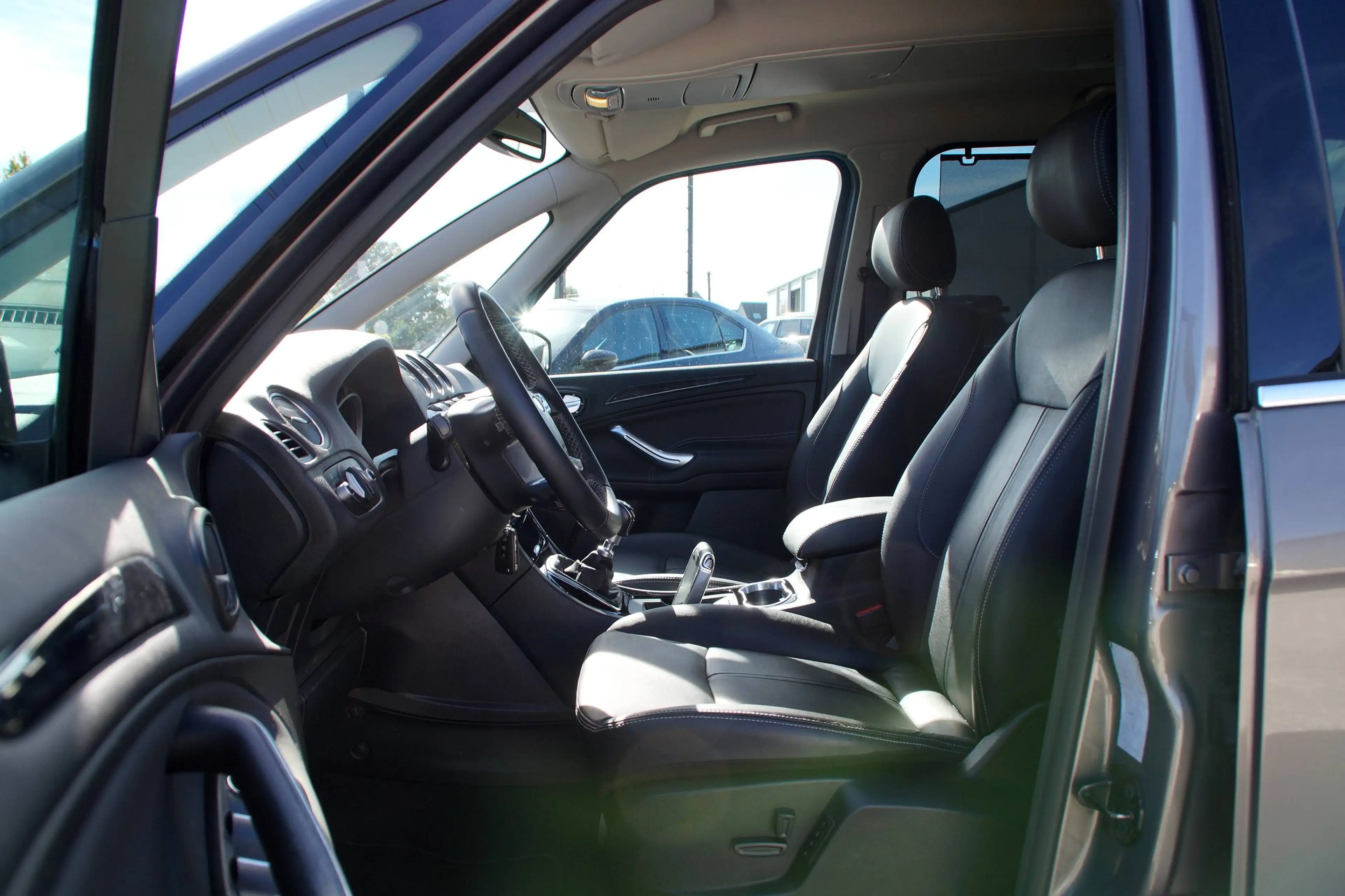 Ford Galaxy 1.6 TDCi Econetic Ghia _Historique complet _1er main _Garantie✅ — photo 10
