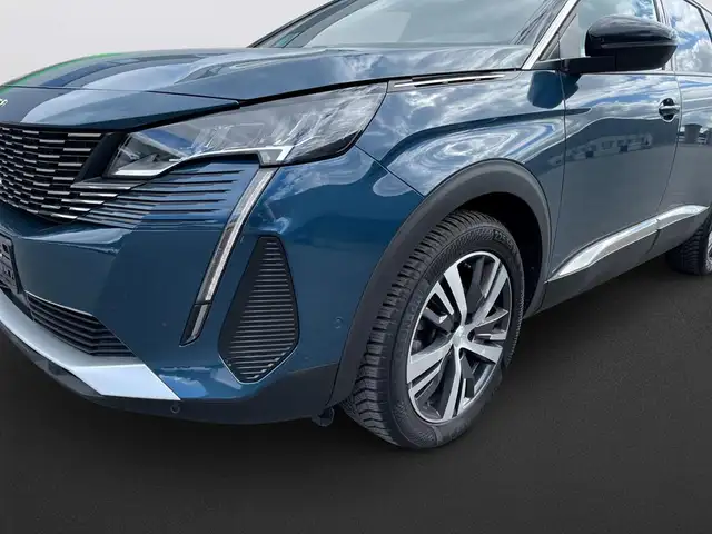 Peugeot 5008 view 9