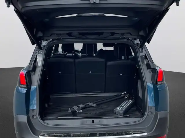 Peugeot 5008 view 7