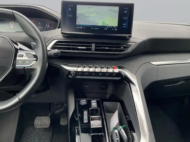Peugeot 5008 view 12