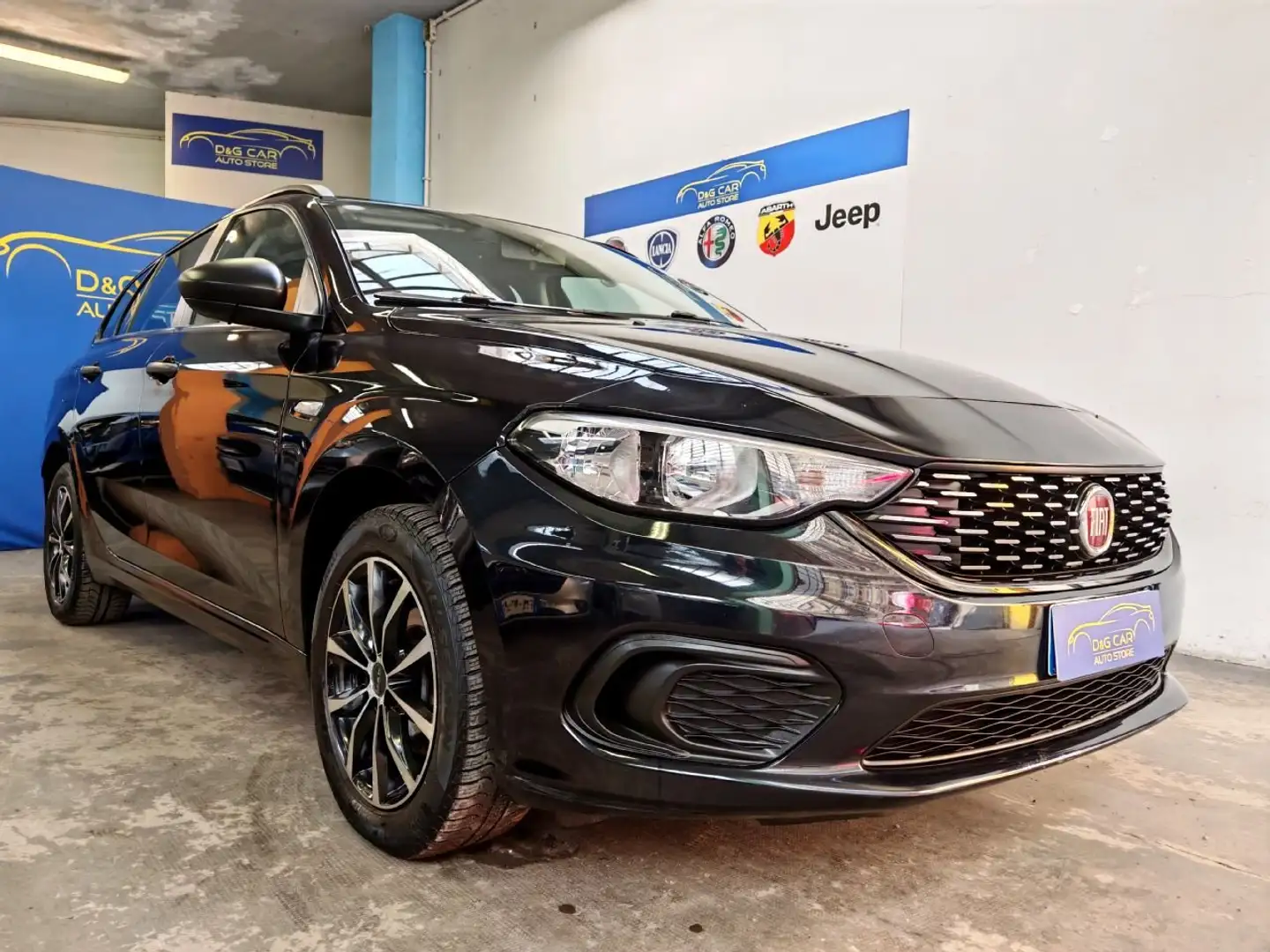 Fiat Tipo Tipo SW 1.4 Easy 95cv Negro - 1