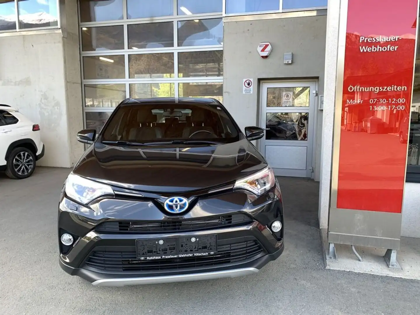 Toyota RAV 4 2,5 Hybrid Lounge 4WD Aut. Bruin - 2