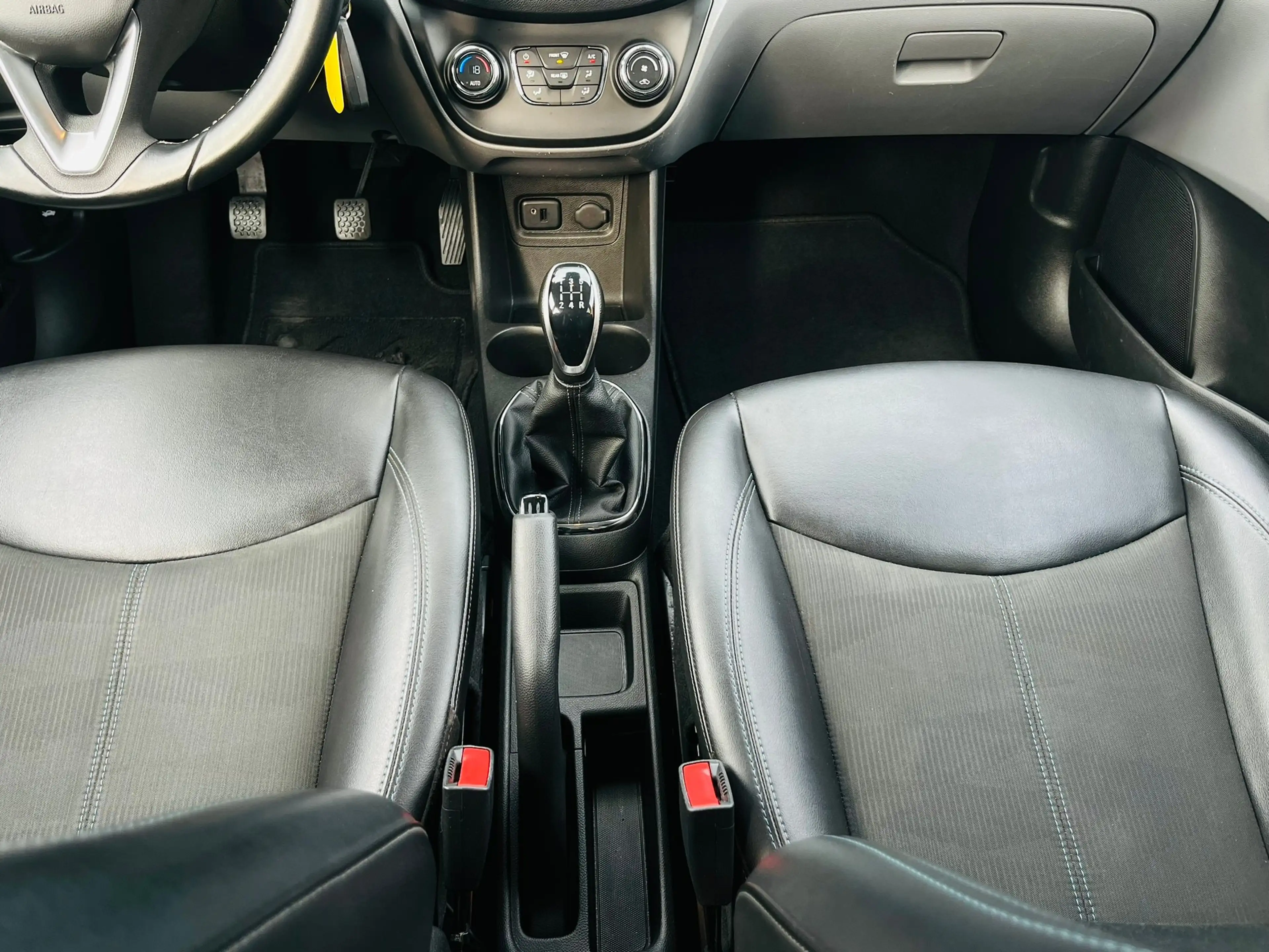 Opel Karl 1.0 ecoFLEX Cosmo Cruise control | Airconditioning — photo 25