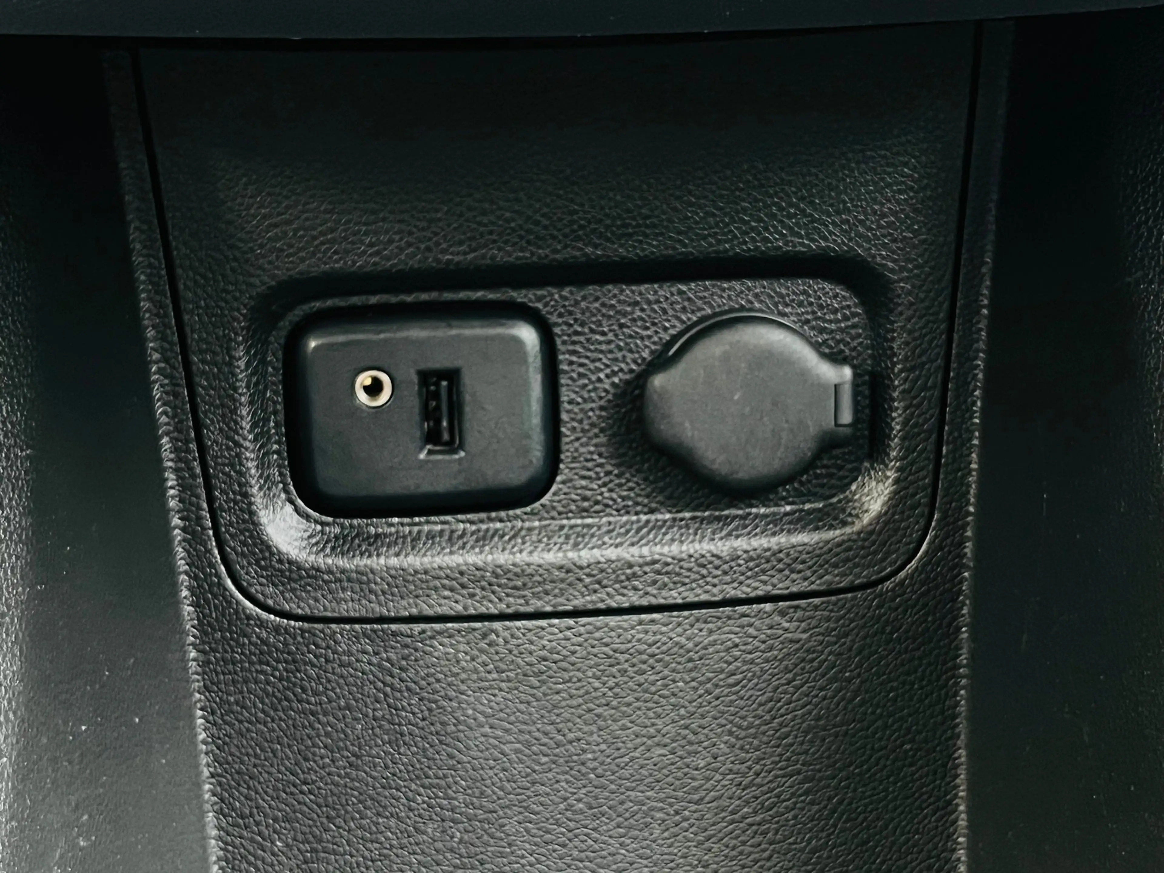 Opel Karl 1.0 ecoFLEX Cosmo Cruise control | Airconditioning — photo 26