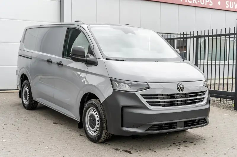Volkswagen T7 Transporter