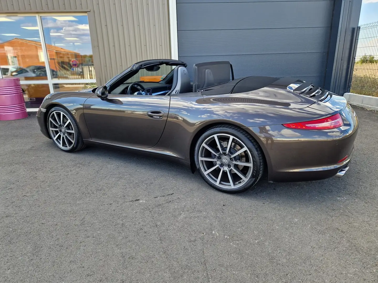 Porsche 991 Carrera 350 cv PDK Cabriolet Brun - 2