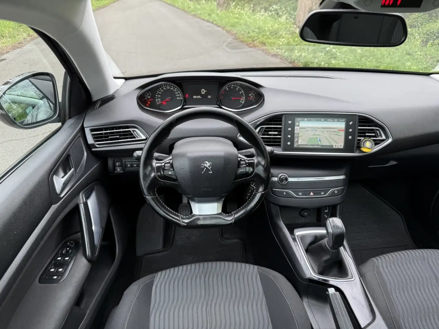 Peugeot 308 1.2 PureT.Blue Lease | Executive | Blue - 2
