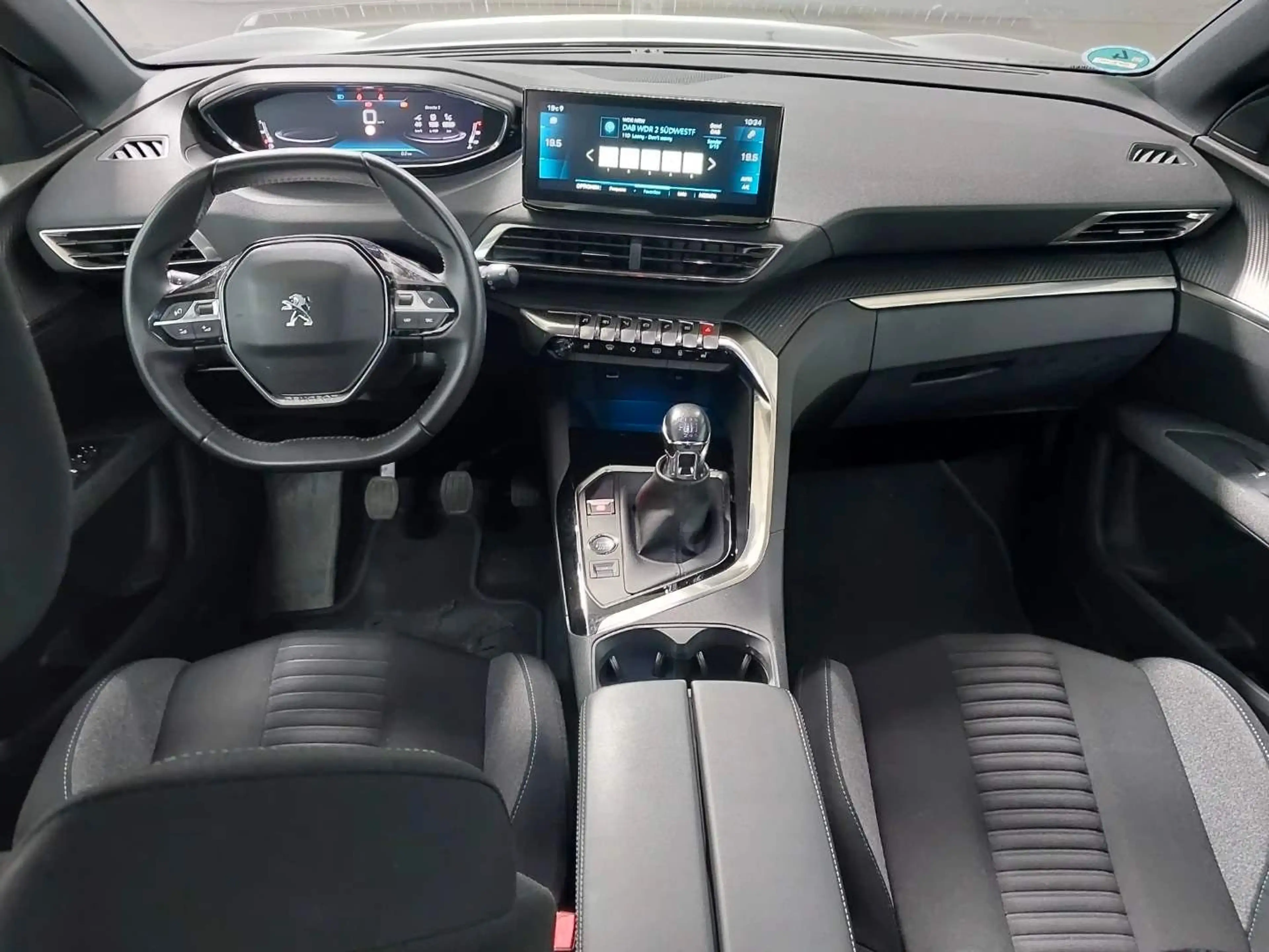 Peugeot 5008 PureTech 130 Active Pack,7 Sitzer,wenig KM — photo 3