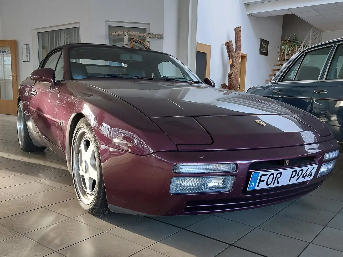 Porsche 944 S 2 Cabriolet Violett - 1