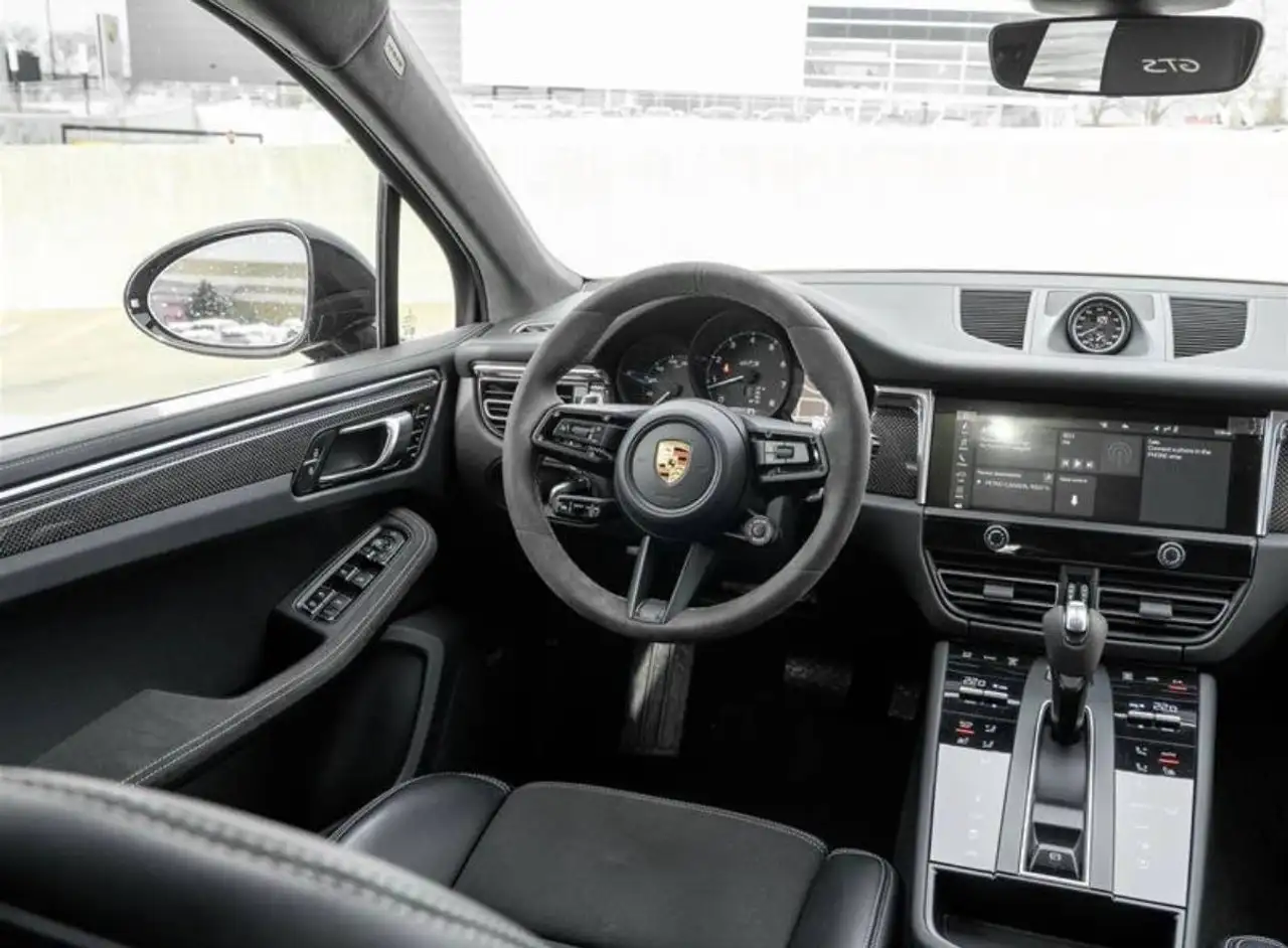 Porsche Macan снимка Porsche Macan