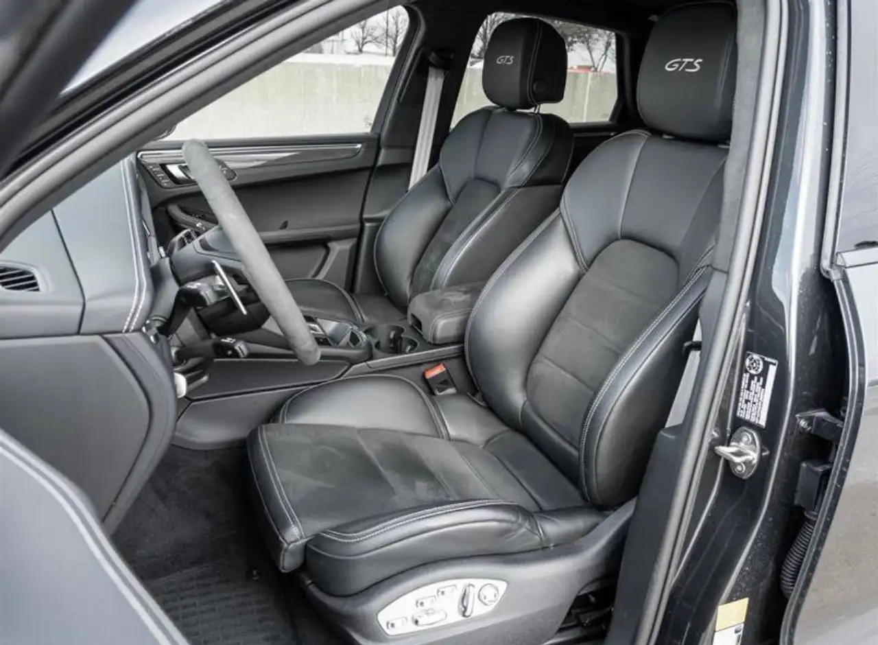 Porsche Macan снимка Porsche Macan