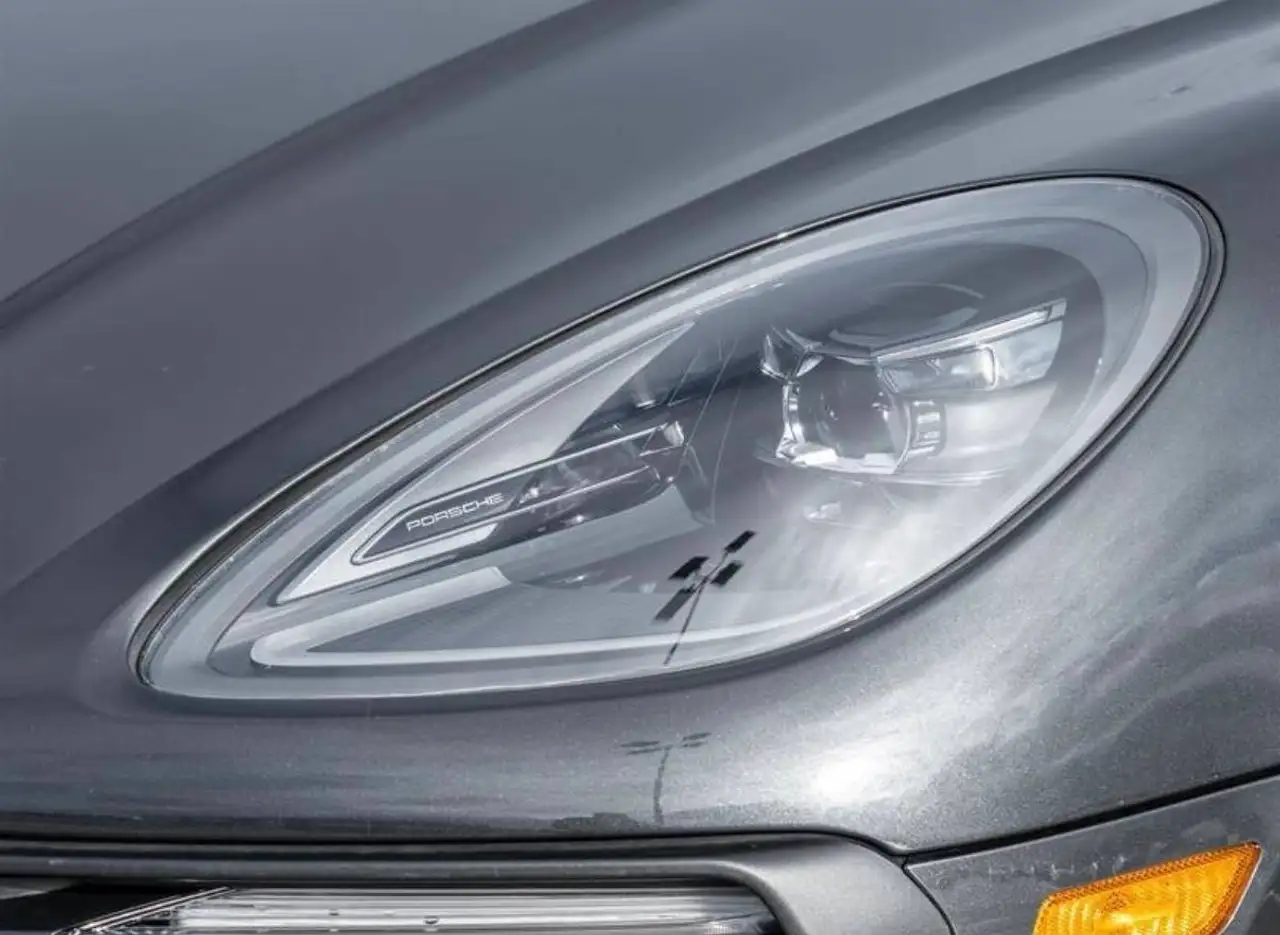 Porsche Macan снимка Porsche Macan