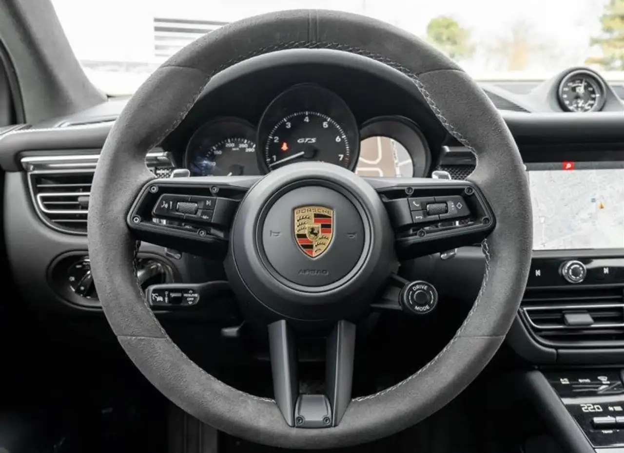 Porsche Macan снимка Porsche Macan