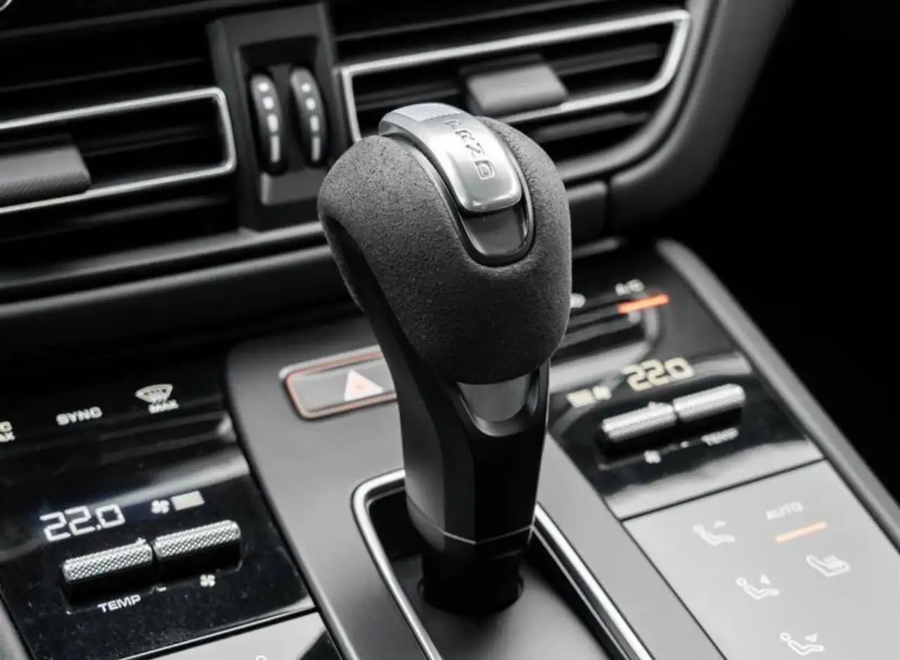 Porsche Macan снимка Porsche Macan