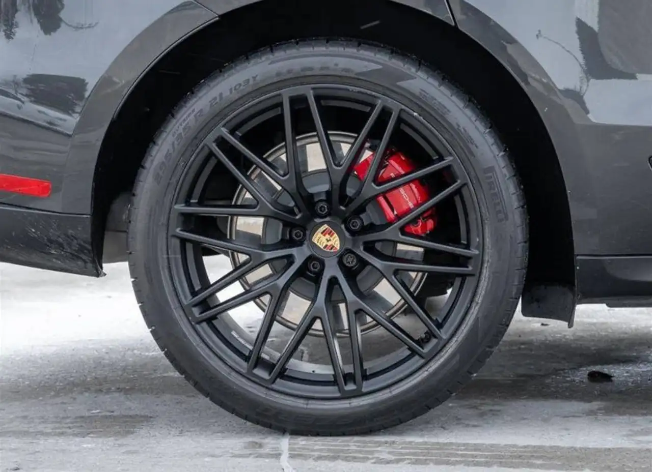 Porsche Macan снимка Porsche Macan