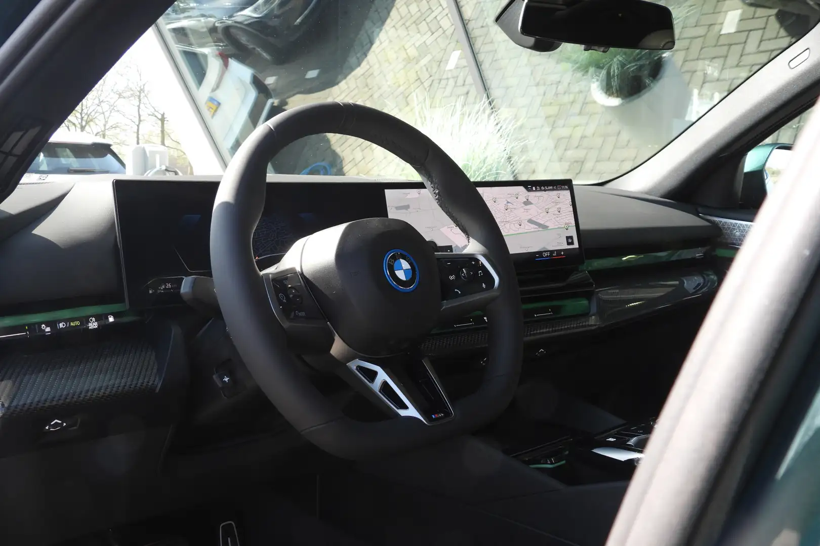 BMW 550 5 Serie Touring 550e xDrive M Sport Automaat / Pan Groen - 2