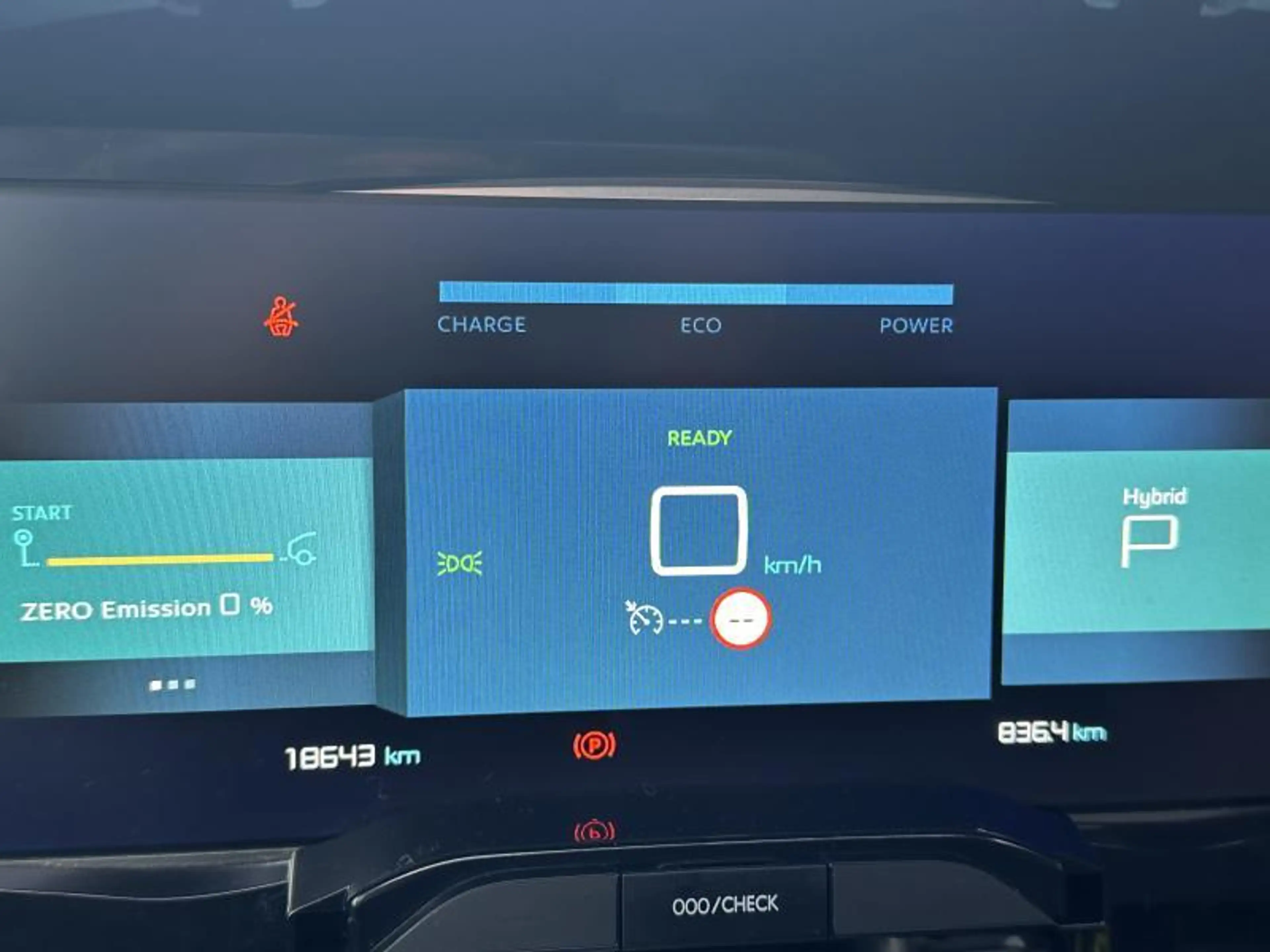 Citroen C5 Aircross feel phev 180 auto — photo 14