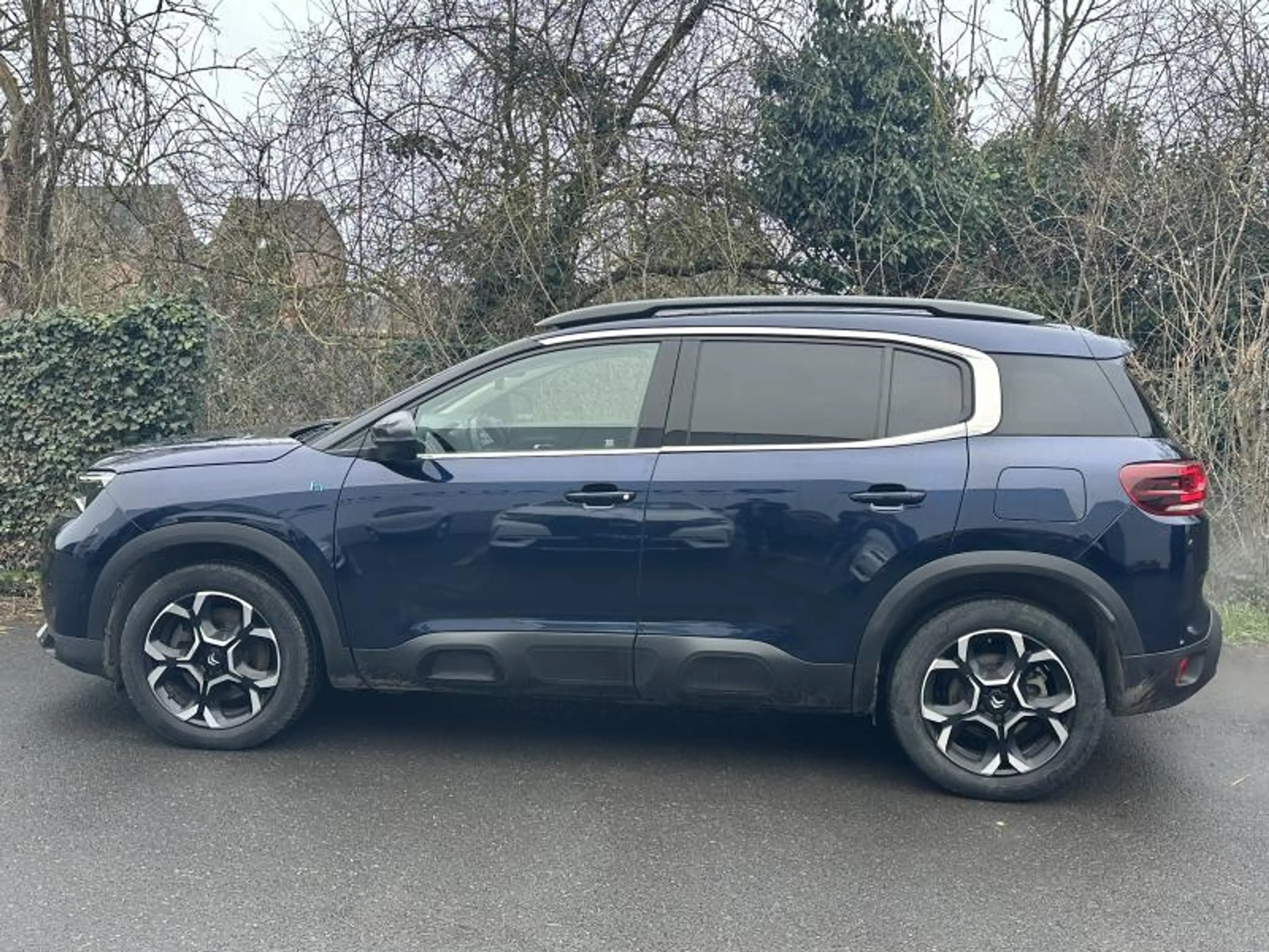 Citroen C5 Aircross feel phev 180 auto — photo 2