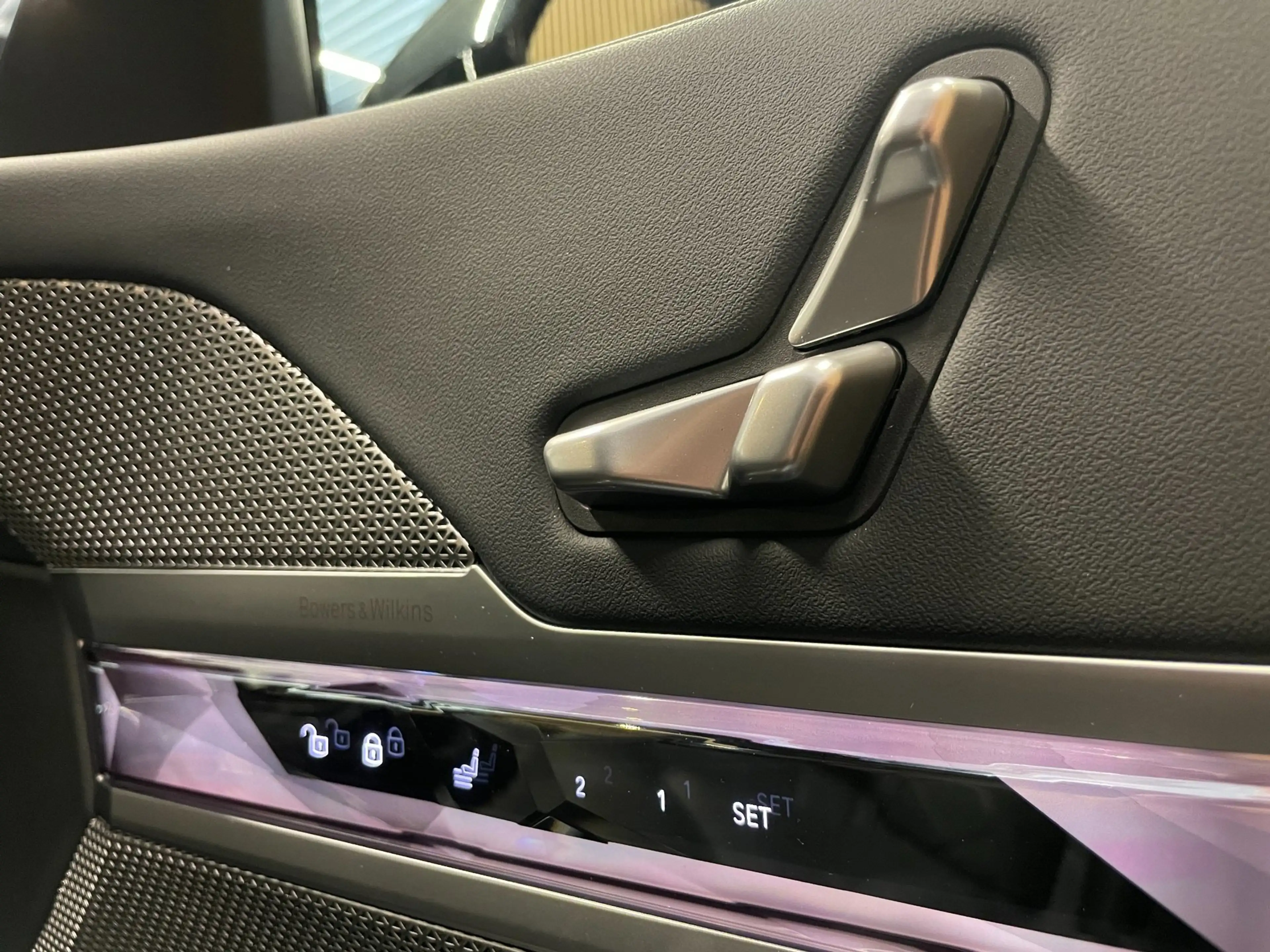 BMW i7 XDrive60 106 kWh|M-SPORT|96% SOH|BLACK EDITION|FUL — photo 11