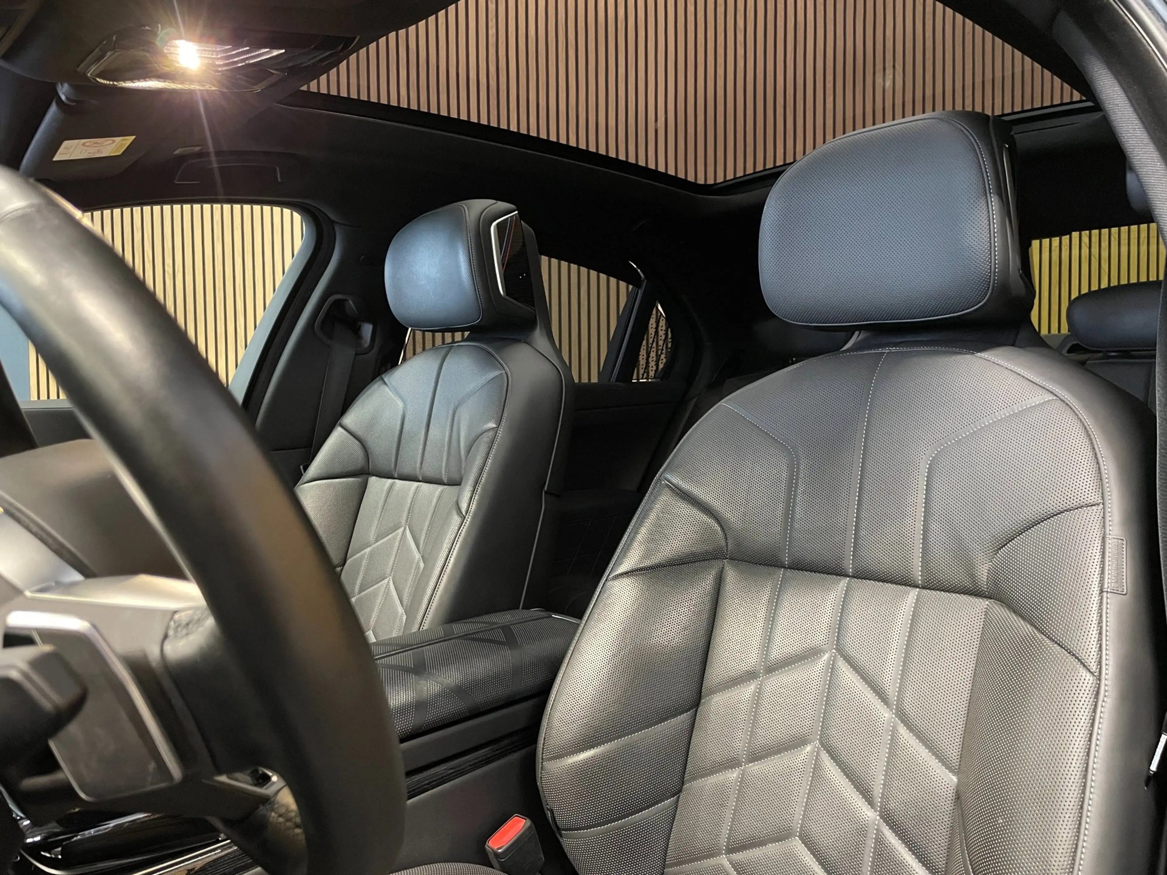 BMW i7 XDrive60 106 kWh|M-SPORT|96% SOH|BLACK EDITION|FUL — photo 7
