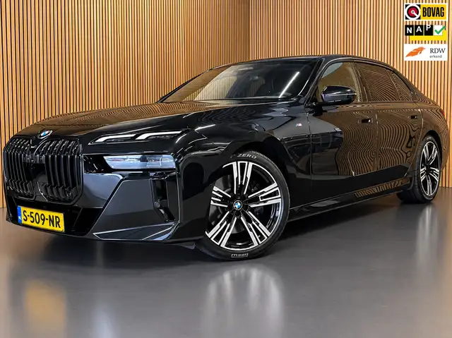 BMW i7 XDrive60 106 kWh|M-SPORT|96% SOH|BLACK EDITION|FUL