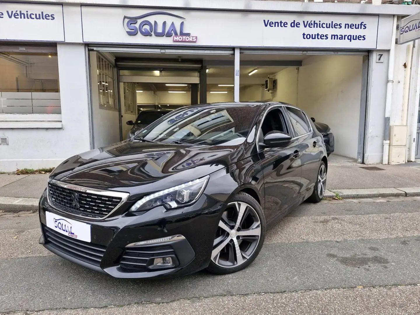 Peugeot 308 II 2.0 BlueHDi 180ch GT EAT8 S&S Schwarz - 1