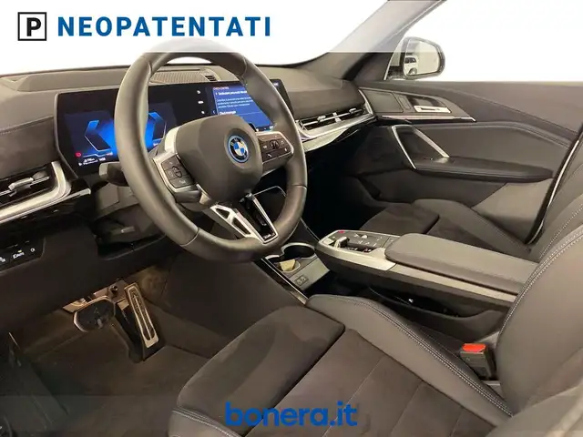 BMW X1 view 18